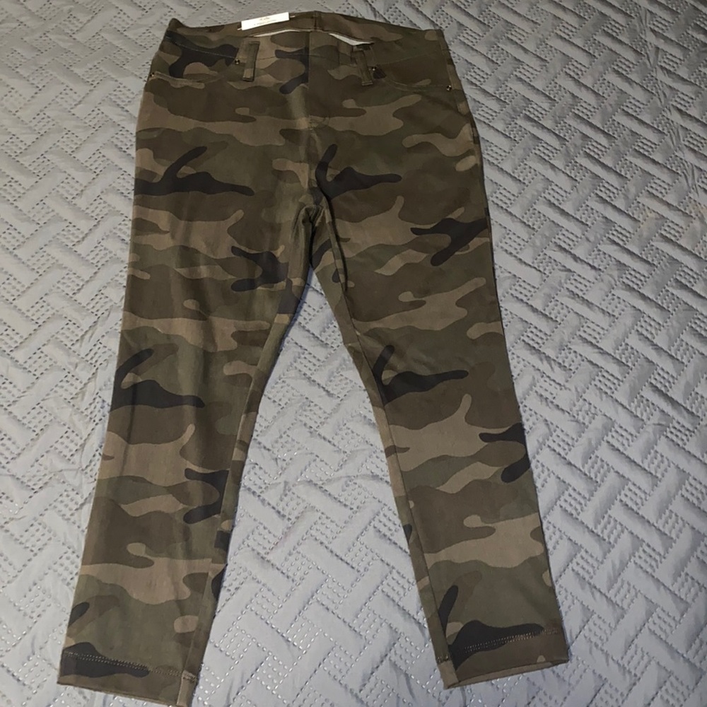 Capris